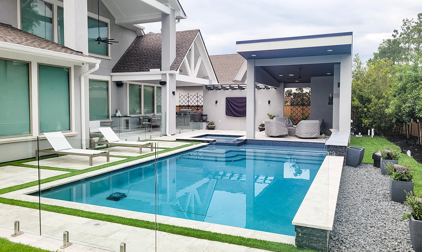 new outdoor living area in sugarland